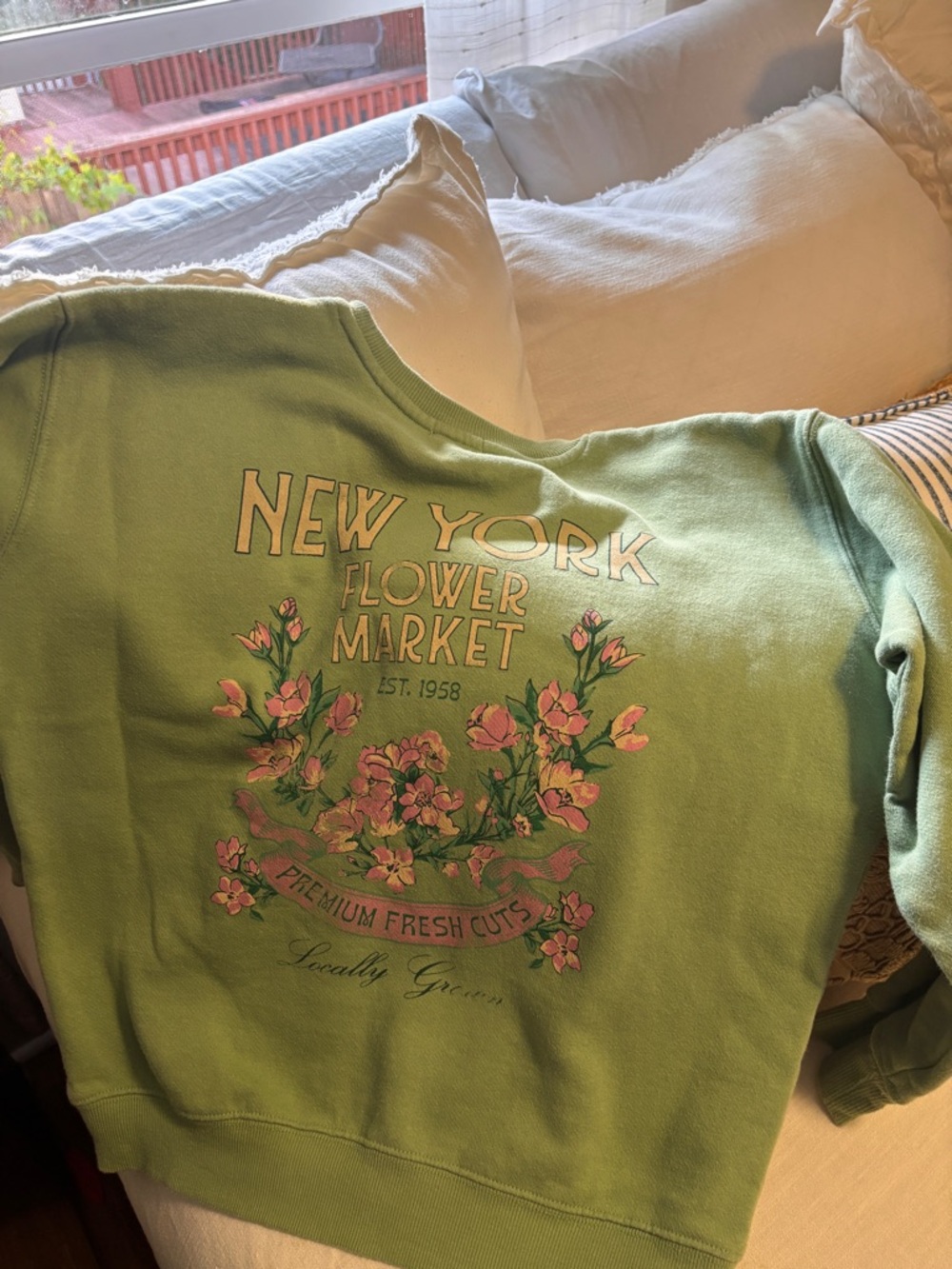 Relaxed Green Floral 'New York Flower Market' Kids Sweatshirt